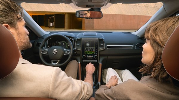 Renault KOLEOS driver assistance technologies